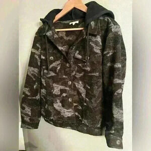 Mystree Shacket with hoodie -Raw Hem- Size S